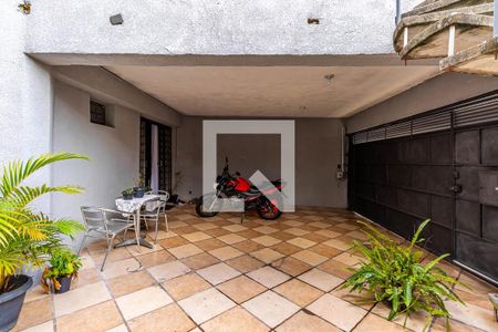 Casa à venda com 140m², 2 quartos e 2 vagas