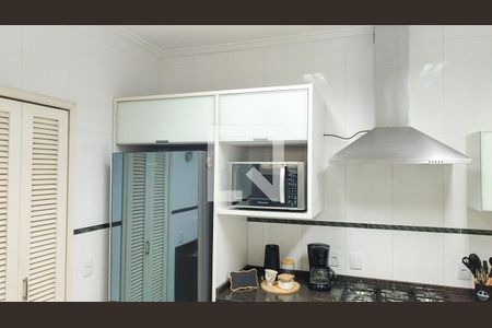 Casa à venda com 215m², 4 quartos e 3 vagasCozinha