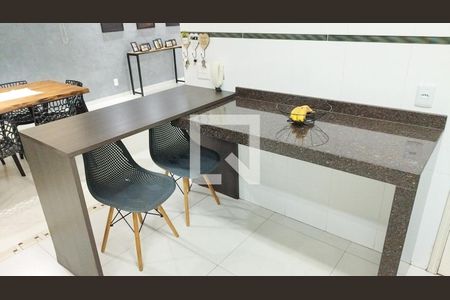 Casa à venda com 215m², 4 quartos e 3 vagasCozinha