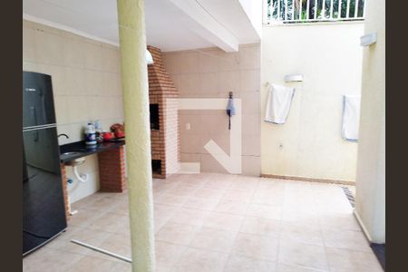 Casa à venda com 215m², 4 quartos e 3 vagasQuintal