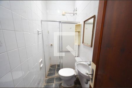 Casa à venda com 282m², 3 quartos e 4 vagasArea churrasqueira/ banheiro