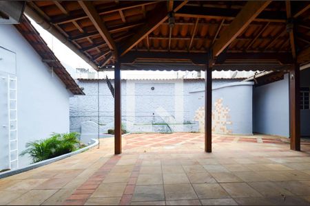 Casa à venda com 282m², 3 quartos e 4 vagasArea churrasqueira