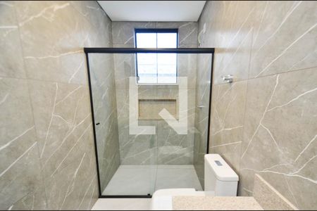 Casa à venda com 282m², 3 quartos e 4 vagasBanheiro social