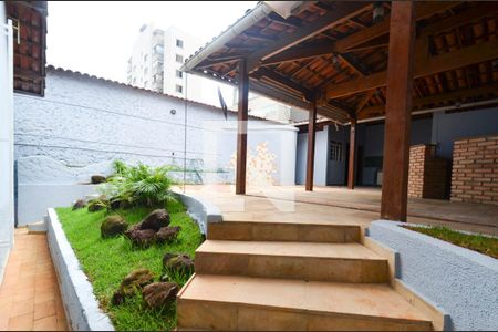 Casa à venda com 282m², 3 quartos e 4 vagasArea churrasqueira