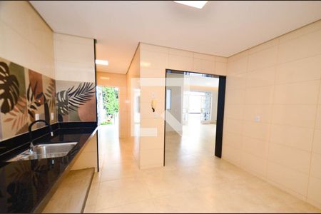 Casa à venda com 282m², 3 quartos e 4 vagasCozinha