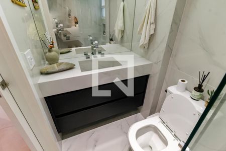 Apartamento para alugar com 86m², 3 quartos e 2 vagas Apartamento para alugar com 86m², 3 quartos e 2 vagasBanheiro Corredor