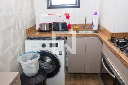 Apartamento à venda com 37m², 2 quartos e 1 vaga Apartamento à venda com 37m², 2 quartos e 1 vagaCozinha e Área de Serviço