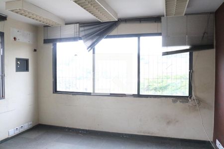 Sala 3 de casa à venda com 3 quartos, 405m² em Vila Ipojuca, São Paulo