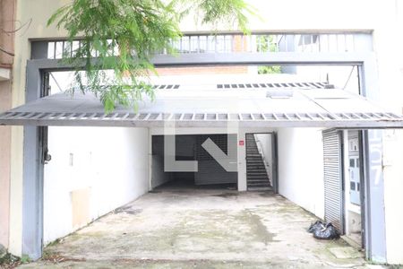 Casa à venda com 405m², 3 quartos e 8 vagasFachada