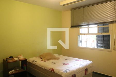 Casa à venda com 405m², 3 quartos e 8 vagasQuarto 3