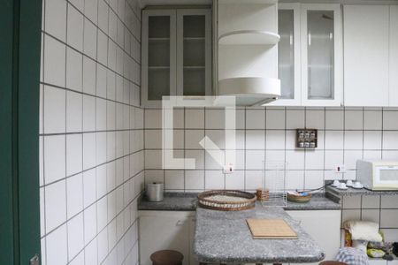 Casa à venda com 405m², 3 quartos e 8 vagasCozinha 2