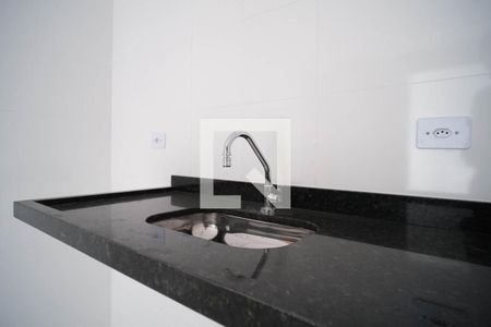 Sala/Cozinha de apartamento para alugar com 2 quartos, 42m² em Vila Guilhermina, São Paulo