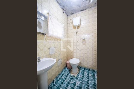 Casa à venda com 150m², 2 quartos e 1 vaga Casa à venda com 150m², 2 quartos e 1 vagaBanheiro