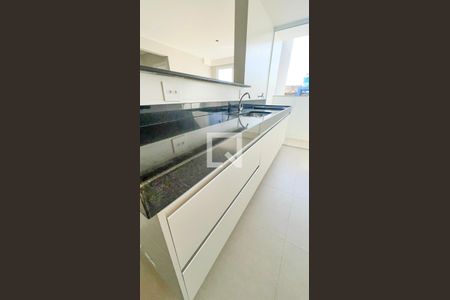 Apartamento para alugar com 64m², 2 quartos e 2 vagas Apartamento para alugar com 64m², 2 quartos e 2 vagasCozinha