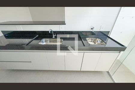Apartamento para alugar com 64m², 2 quartos e 2 vagas Apartamento para alugar com 64m², 2 quartos e 2 vagasCozinha
