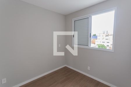 Quarto 1 de apartamento para alugar com 2 quartos, 64m² em Ipiranga, Belo Horizonte