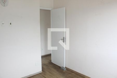 Quarto 2 de apartamento para alugar com 2 quartos, 45m² em Jardim Central, Cotia