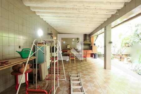 Casa à venda com 1000m², 3 quartos e 5 vagasChurrasqueira