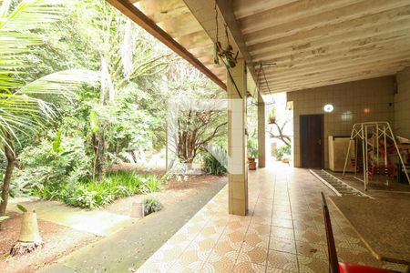 Casa à venda com 1000m², 3 quartos e 5 vagasChurrasqueira