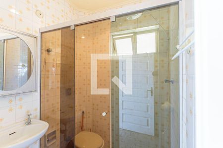 Casa à venda com 248m², 4 quartos e 3 vagas Casa à venda com 248m², 4 quartos e 3 vagasBanheiro de serviço