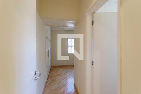 Casa à venda com 248m², 4 quartos e 3 vagas Casa à venda com 248m², 4 quartos e 3 vagasSuíte 2