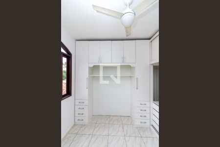 Apartamento para alugar com 90m², 2 quartos e 1 vagaQuarto 2 - Armários