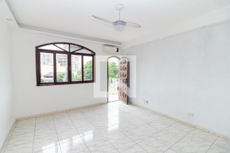 Sala de apartamento para alugar com 2 quartos, 90m² em Vila Valqueire, Rio de Janeiro