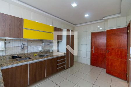Apartamento para alugar com 90m², 2 quartos e 1 vagaCozinha