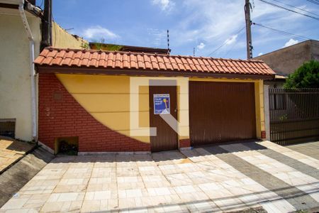 Casa para alugar com 205m², 3 quartos e 4 vagas Casa para alugar com 205m², 3 quartos e 4 vagasFachada