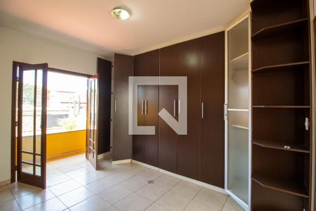 Suíte de casa para alugar com 3 quartos, 205m² em Wanel Ville, Sorocaba