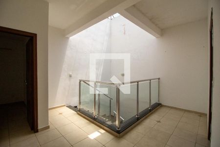 Corredor de casa para alugar com 3 quartos, 205m² em Wanel Ville, Sorocaba