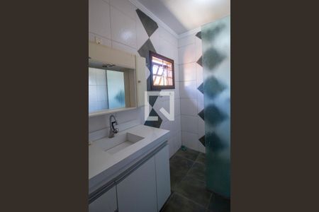 Casa para alugar com 205m², 3 quartos e 4 vagas Casa para alugar com 205m², 3 quartos e 4 vagasBanheiro da Suíte 3