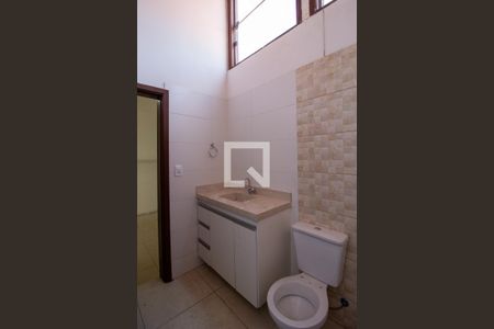 Banheiro da Suíte 2 de casa para alugar com 3 quartos, 205m² em Wanel Ville, Sorocaba