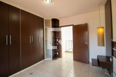 Casa para alugar com 205m², 3 quartos e 4 vagas Casa para alugar com 205m², 3 quartos e 4 vagasSuíte
