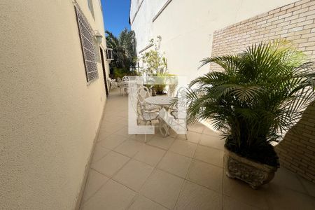 Casa à venda com 254m², 4 quartos e 4 vagasÁrea Externa