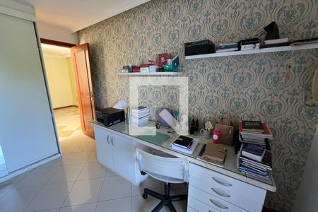 Casa à venda com 254m², 4 quartos e 4 vagasQuarto 2