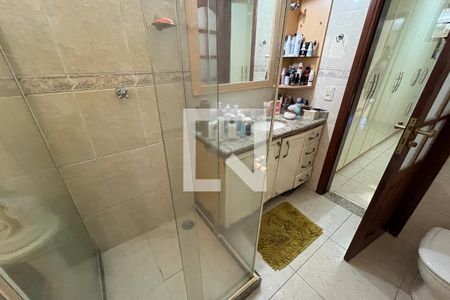 Casa à venda com 254m², 4 quartos e 4 vagasBanheiro do Quarto 3