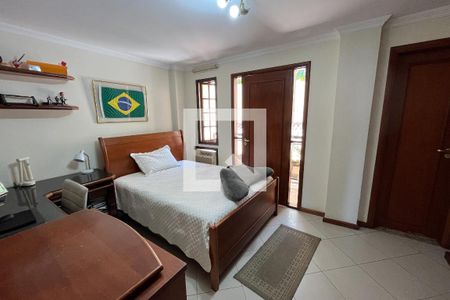 Casa à venda com 254m², 4 quartos e 4 vagasQuarto 4