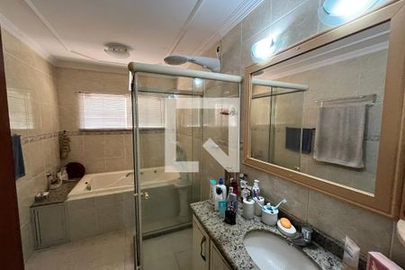 Casa à venda com 254m², 4 quartos e 4 vagasBanheiro do Quarto 3