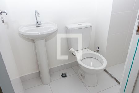 Apartamento para alugar com 37m², 2 quartos e sem vaga Apartamento para alugar com 37m², 2 quartos e sem vagaBanheiro
