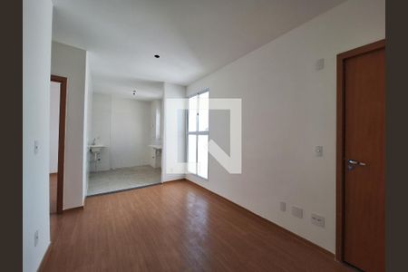 Sala de apartamento para alugar com 2 quartos, 46m² em Granjas Santa Terezinha, Taubaté