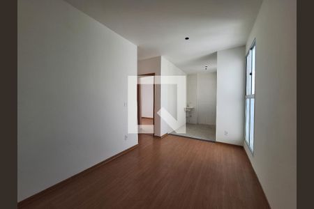 Sala de apartamento para alugar com 2 quartos, 46m² em Granjas Santa Terezinha, Taubaté