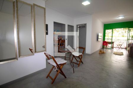 Apartamento à venda com 140m², 3 quartos e 2 vagas Apartamento à venda com 140m², 3 quartos e 2 vagasSala