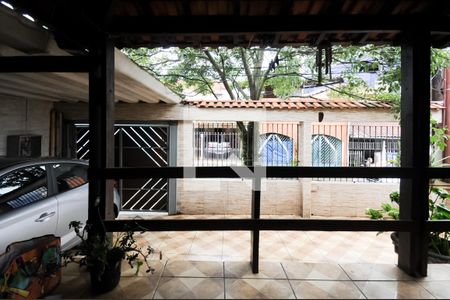 Casa à venda com 191m², 4 quartos e 3 vagas Casa à venda com 191m², 4 quartos e 3 vagasQuarto 2 - vista