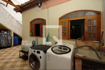 Casa à venda com 191m², 4 quartos e 3 vagas Casa à venda com 191m², 4 quartos e 3 vagasÁrea de Serviço