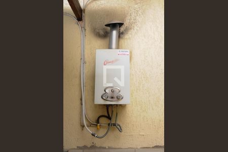 Casa à venda com 191m², 4 quartos e 3 vagas Casa à venda com 191m², 4 quartos e 3 vagasAquecedor