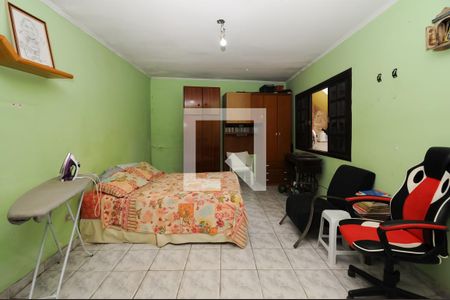 Casa à venda com 191m², 4 quartos e 3 vagas Casa à venda com 191m², 4 quartos e 3 vagasEdicula - quarto