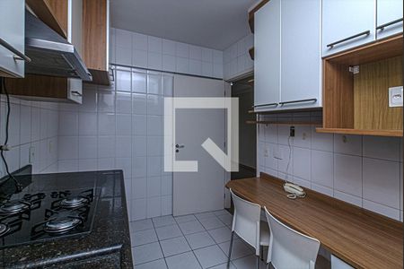 Apartamento à venda com 96m², 3 quartos e 2 vagasCozinha