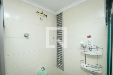 Apartamento para alugar com 68m², 2 quartos e 1 vaga Apartamento para alugar com 68m², 2 quartos e 1 vagaBanheiro da Suite