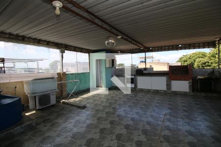 Casa à venda com 220m², 3 quartos e 3 vagasTerraço e Área gourmet